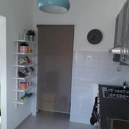 La Casa Di Maria - Codice Iun R7349 -